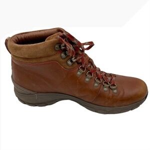 Clarks Wave Walk Leather Hiking Boot Women 8.5M Brown Lace Up Gorpcore Cabincore